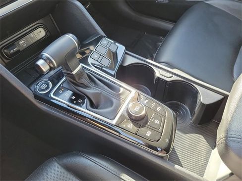 Used 2024 Kia Sportage SX image 13