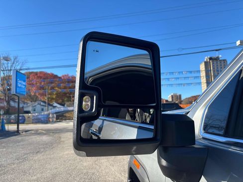 New 2026 GMC Sierra 2500 SLT w/ SLT Premium Package image 16