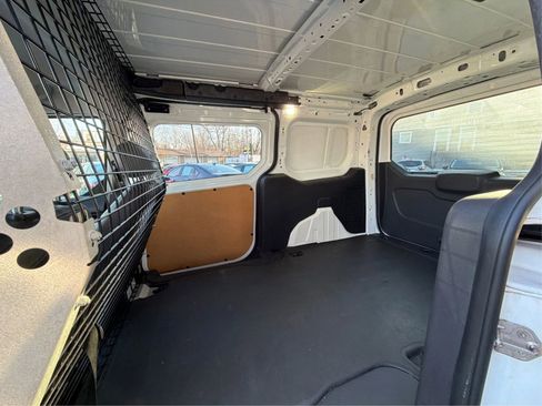 Used 2017 Ford Transit Connect XL image 10