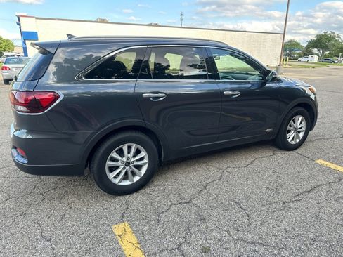 Used 2019 Kia Sorento AWD w/ LX Convenience Package image 21