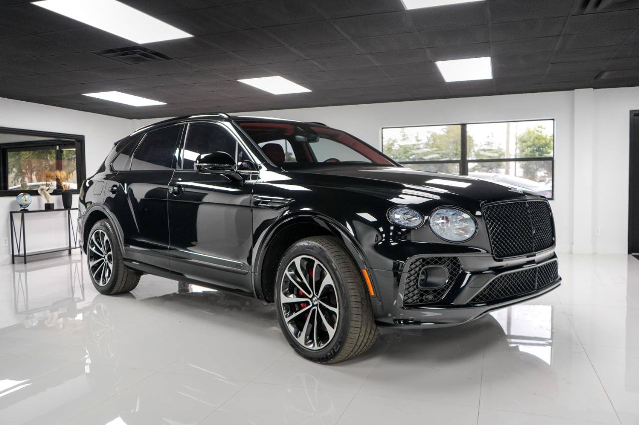 Used 2022 Bentley Bentayga AWD/4WD image 7