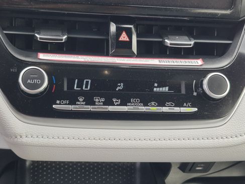 Certified 2023 Toyota Corolla SE FWD image 33