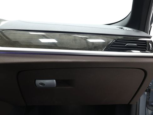 Used 2018 BMW M550i xDrive image 91