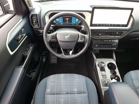 Used 2025 Ford Bronco Sport Heritage w/ Convenience Package AWD/4WD image 12