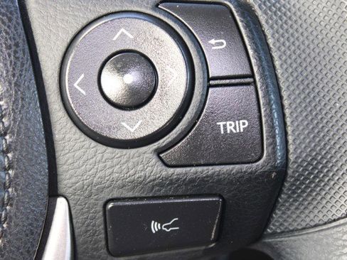 Used 2017 Toyota RAV4 LE image 24