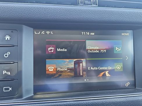 Used 2016 Jaguar XF R-Sport image 15