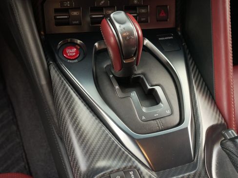 Used 2020 Nissan GT-R Premium w/ Premium Interior Package AWD/4WD image 16