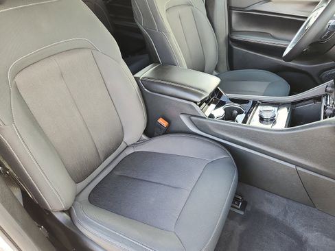 Used 2023 Jeep Grand Cherokee L Laredo AWD/4WD image 15