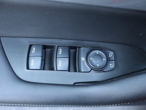 Used 2023 Chevrolet Blazer LT w/ Driver Confidence Package image 13