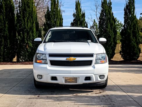 Used 2012 Chevrolet Tahoe LS w/ Convenience Package image 3