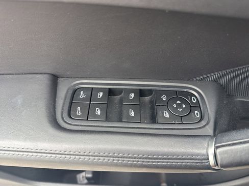 Used 2023 Porsche Cayenne S Platinum image 20