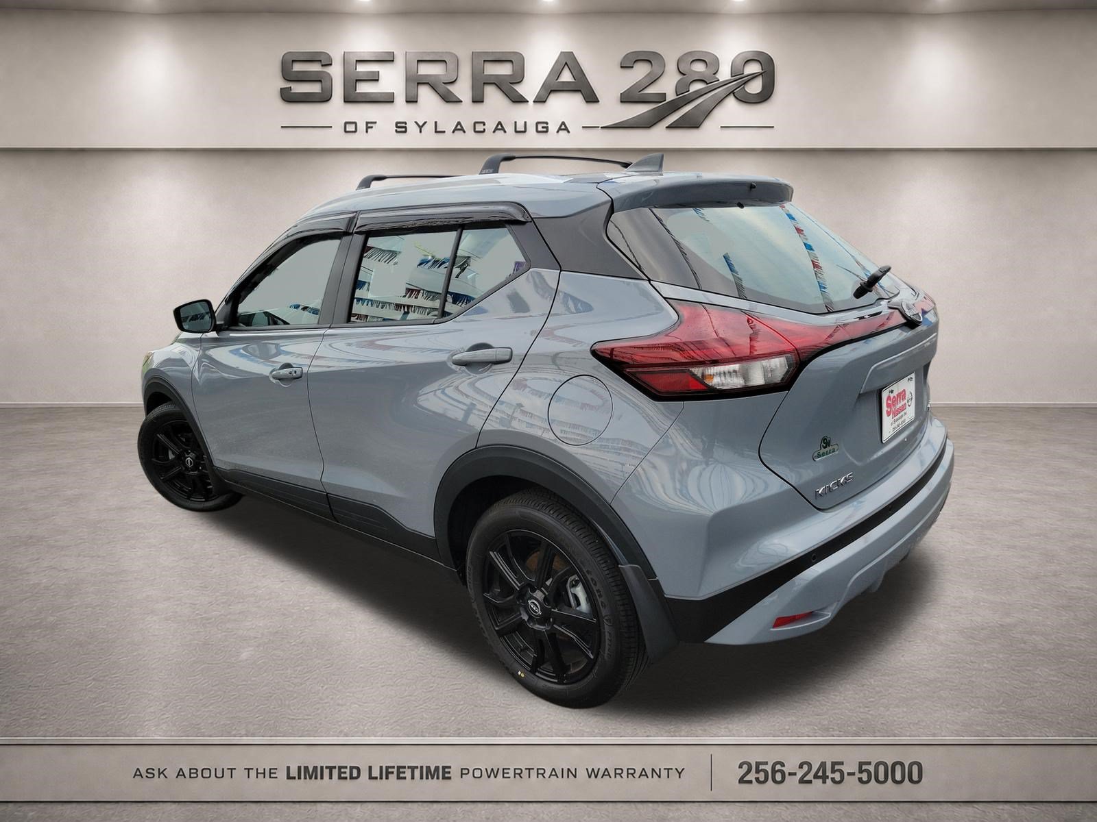 Used 2024 Nissan Kicks SV w/ Interior Electronics Package FWD image 7