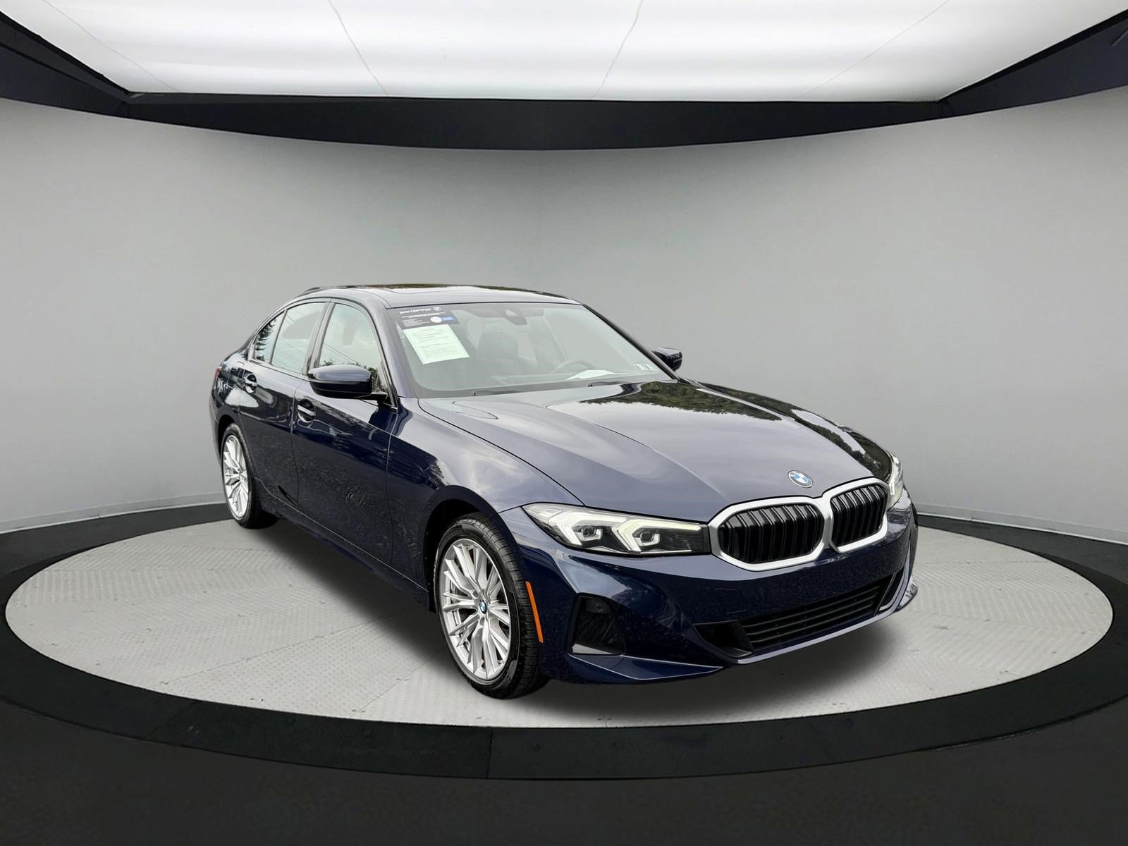 Certified 2023 BMW 330i xDrive Sedan AWD/4WD image 3