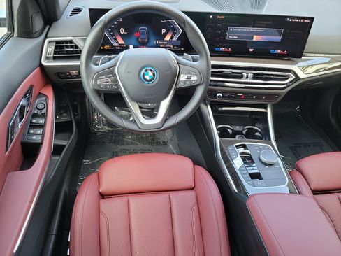 Used 2023 BMW 330e w/ Premium Package RWD image 7