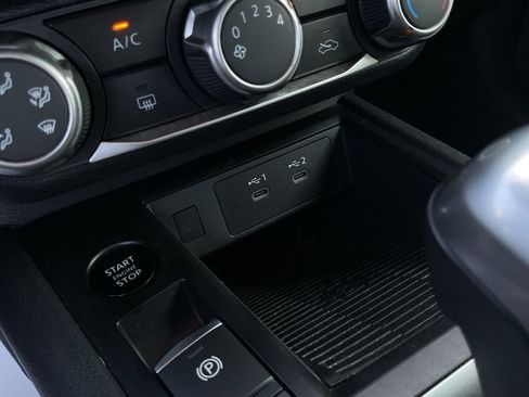 Used 2025 Nissan Kicks SV FWD image 24