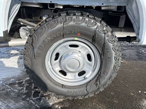 New 2026 Ford F250 XL w/ XL Off-Road Package image 13