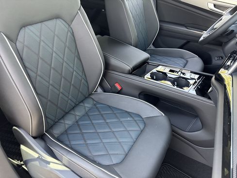 New 2026 Volkswagen Atlas Cross Sport SEL Premium R-Line AWD/4WD image 6