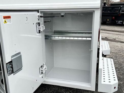 New 2025 Ford F550 4x4 Regular Cab Super Duty image 30