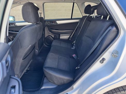 Used 2015 Subaru Outback 2.5i Premium AWD/4WD image 30