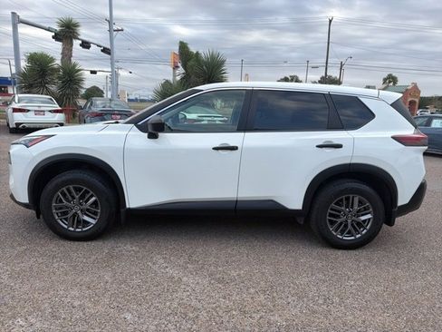 Certified 2021 Nissan Rogue S image 4