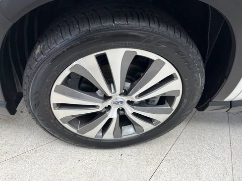 Used 2021 Subaru Ascent Limited AWD/4WD image 9
