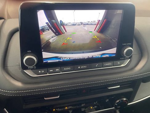 Certified 2023 Nissan Rogue S AWD/4WD image 8