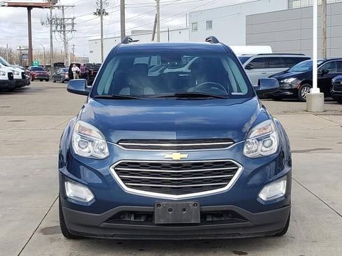Used 2017 Chevrolet Equinox LT w/ Convenience Package image 3