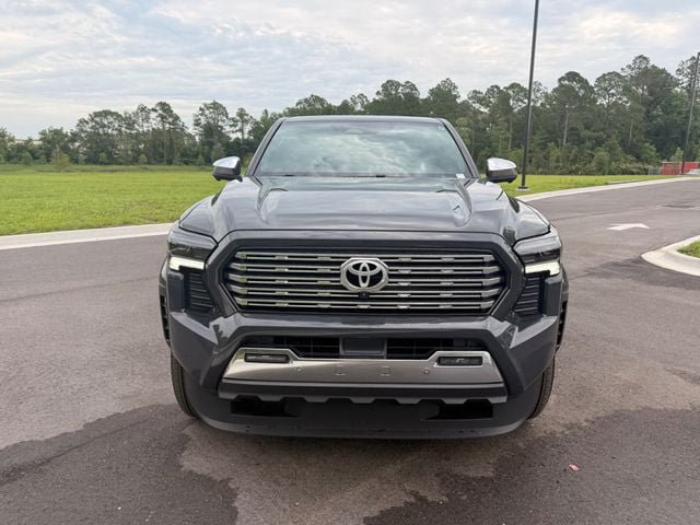 Used 2024 Toyota Tacoma Limited AWD/4WD image 17
