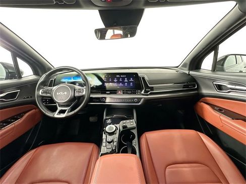 Used 2023 Kia Sportage SX Prestige image 3