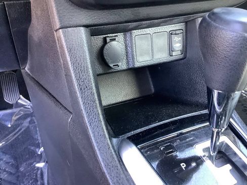 Used 2015 Toyota Corolla L w/ Body Protection Package #1 FWD image 38