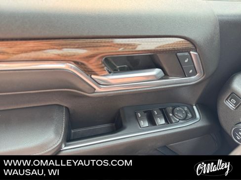 Used 2022 Chevrolet Silverado 1500 RST AWD/4WD image 19