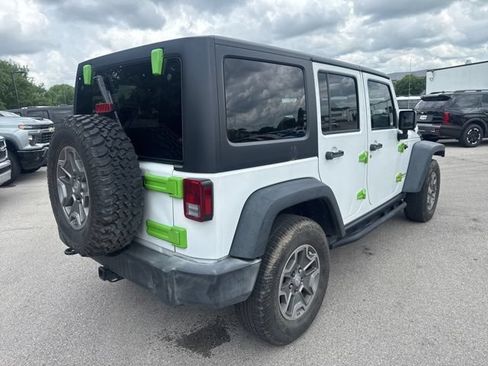 Used 2017 Jeep Wrangler Unlimited Rubicon AWD/4WD image 6