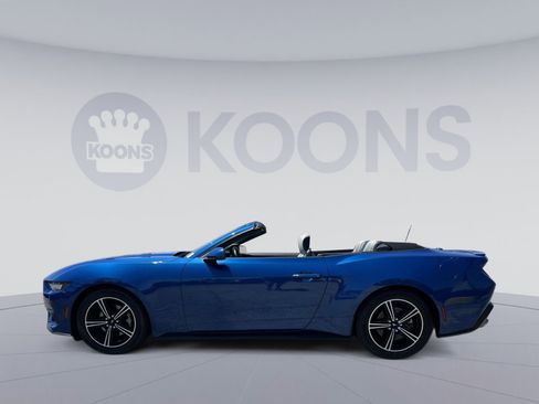Used 2024 Ford Mustang Premium RWD image 13