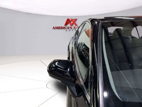 Used 2020 Toyota Camry XSE FWD image 18