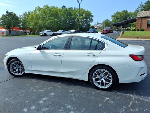 Used 2025 BMW 330i Sedan RWD image 19