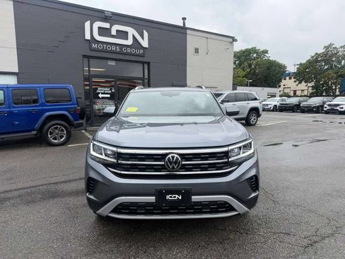 Used 2023 Volkswagen Atlas Cross Sport SE w/ Panoramic Sunroof Package AWD/4WD image 8