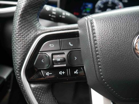 Used 2023 Toyota Tundra Platinum image 47