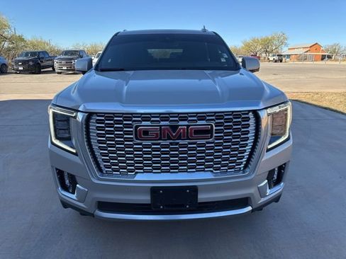 Used 2024 GMC Yukon Denali image 2