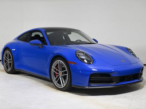Certified 2025 Porsche 911 Carrera S image 9