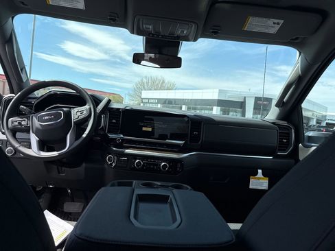 New 2026 GMC Sierra 2500 SLE AWD/4WD image 45