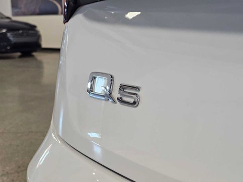 Used 2024 Audi Q5 e Premium w/ Convenience Package AWD/4WD image 15