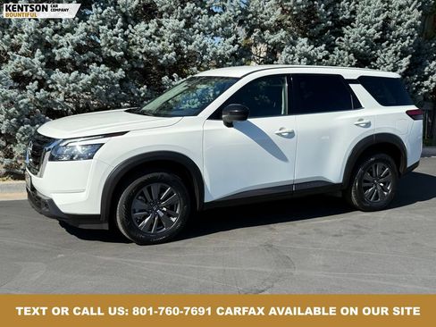 Used 2024 Nissan Pathfinder S image 1