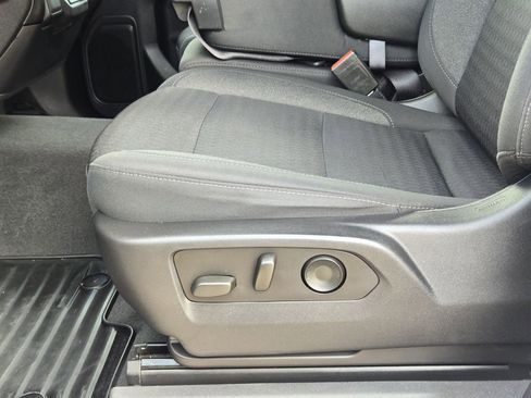 Used 2023 Chevrolet Silverado 1500 Custom Trail Boss image 24