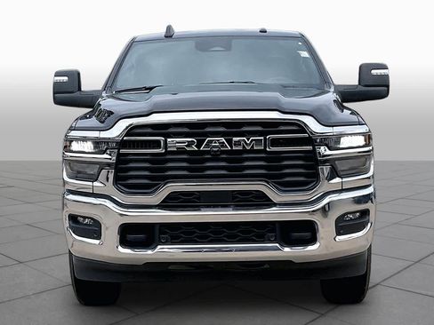 Certified 2025 RAM 2500 Big Horn AWD/4WD image 4