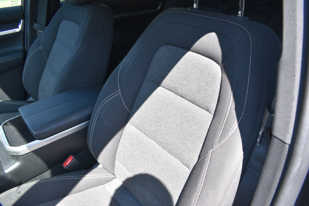 Used 2025 GMC Terrain Elevation AWD/4WD image 8