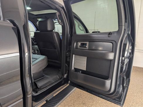 Used 2014 Ford F150 FX4 w/ Equipment Group 402A Luxury AWD/4WD image 17