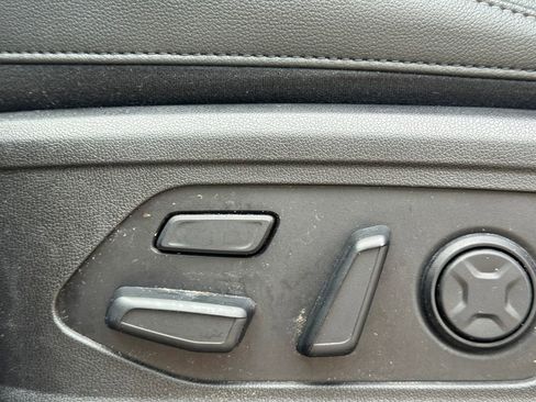 Certified 2022 Kia Sorento SX FWD image 12