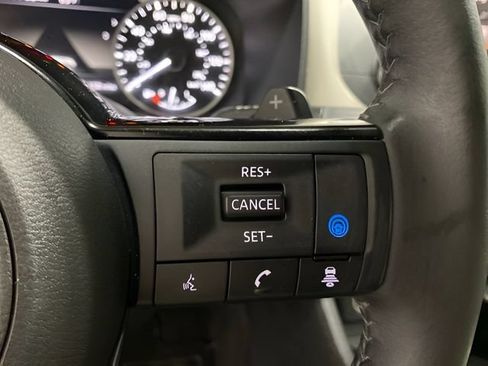 Certified 2023 Nissan Rogue SV w/ SV Premium B Package AWD/4WD image 15