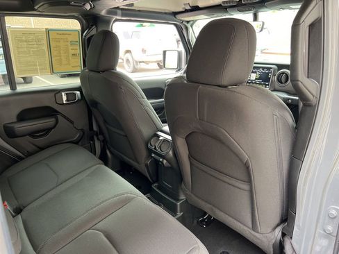 Used 2023 Jeep Wrangler Unlimited w/ 8.4" Radio Group AWD/4WD image 24