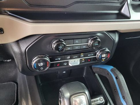 Certified 2023 Ford Bronco Wildtrak AWD/4WD image 12
